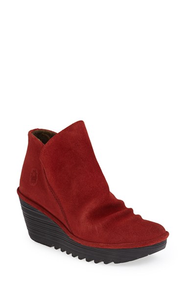 RED SUEDE