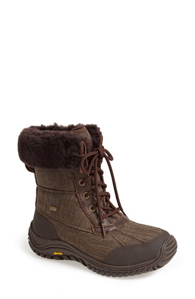 STOUT BROWN