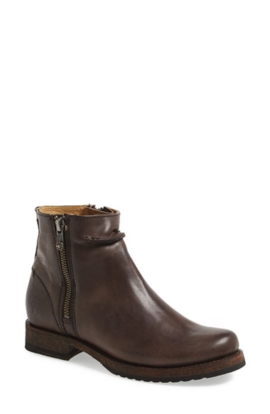 CHARCOAL BROWN